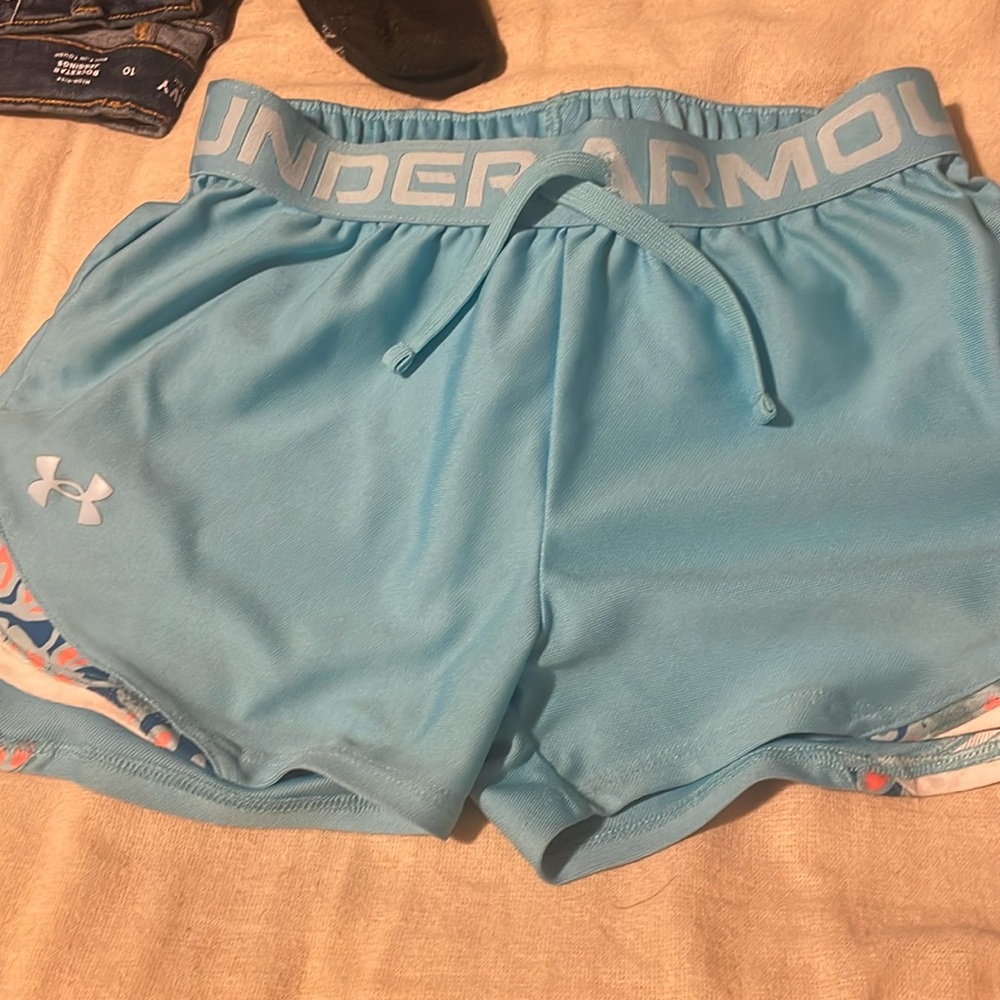 Under armor shorts (blue)